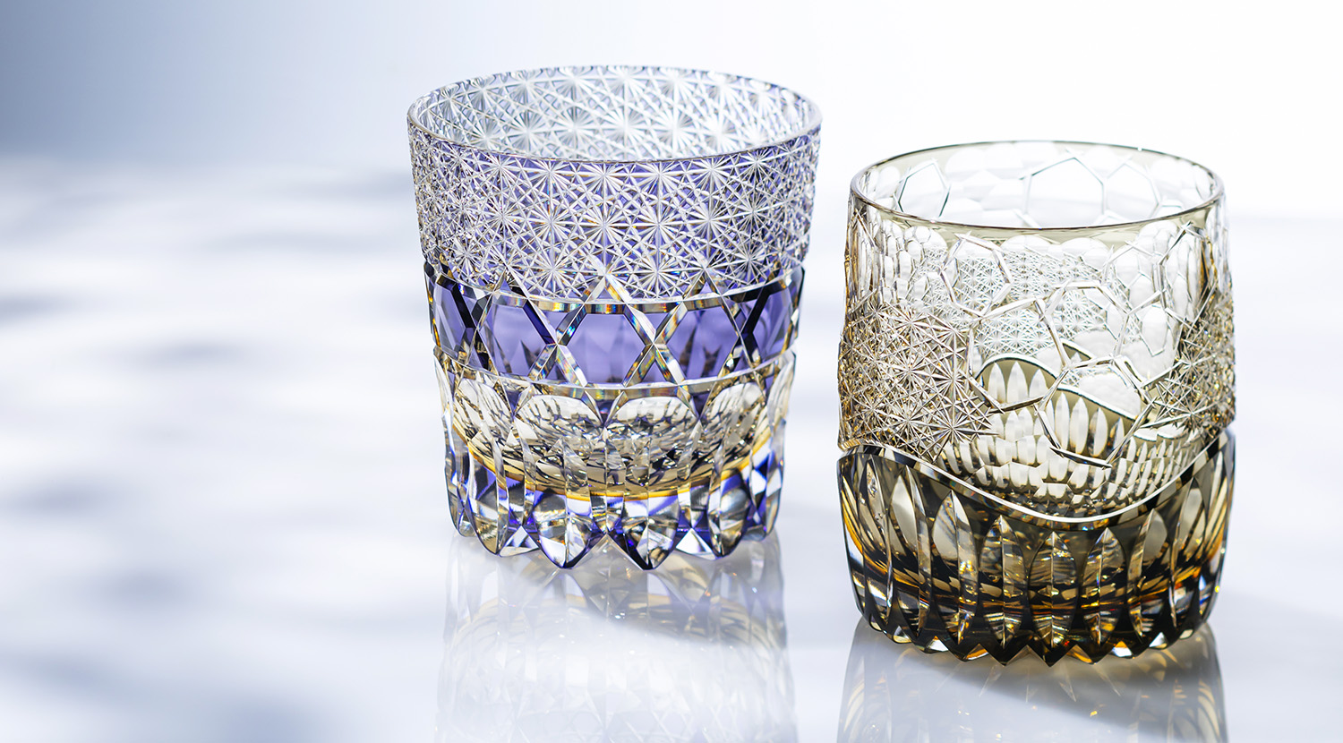 KagamiCrystal 食器　ガラス　皿　透明　カガミクリスタル　花　日本