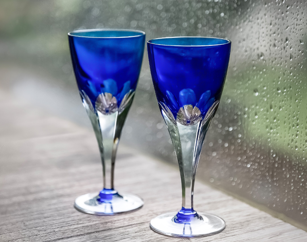 ロイヤルブルー ペアワイングラス | カガミクリスタル